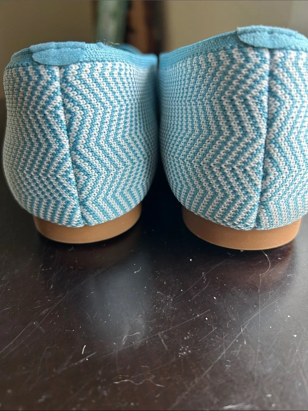 Vivaia aqua flats size 40.5